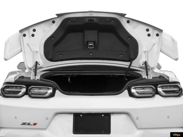 Photo of 2022 Summit White Chevrolet Camaro