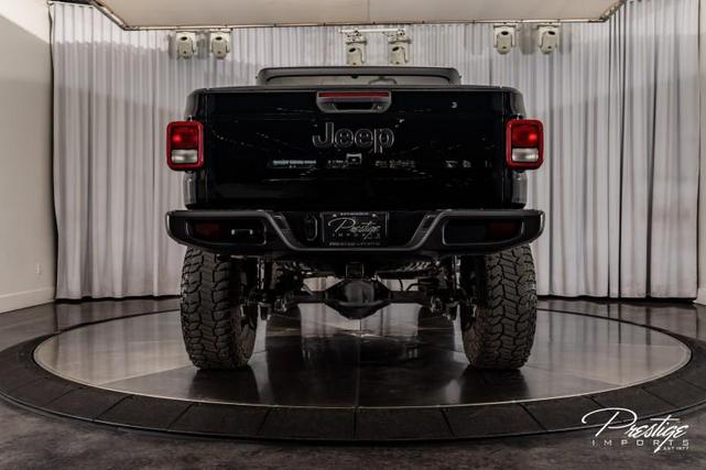 Photo of 2022 Black Clearcoat Jeep Gladiator