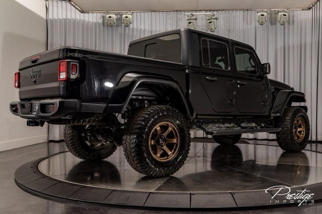 Photo of 2022 Black Clearcoat Jeep Gladiator