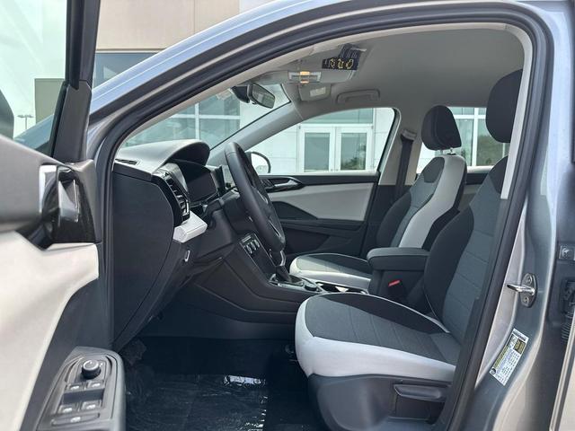 Photo of 2025 Pyrite Silver Metallic Volkswagen Taos