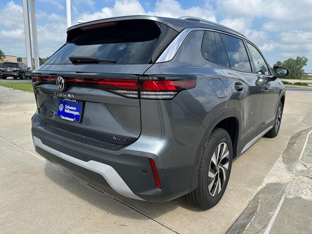 Photo of 2025 Platinum Gray Metallic Volkswagen Tiguan