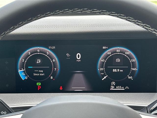 Photo of 2025 Platinum Gray Metallic Volkswagen Tiguan