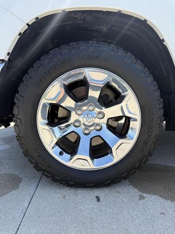 Photo of 2020 Bright White Clearcoat RAM 1500