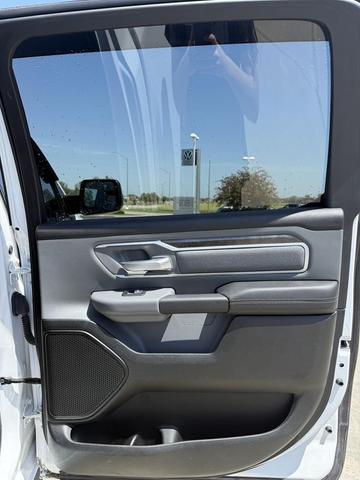 Photo of 2020 Bright White Clearcoat RAM 1500