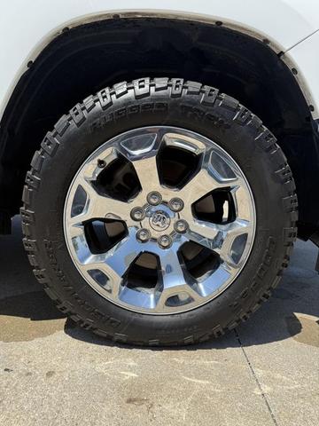 Photo of 2020 Bright White Clearcoat RAM 1500