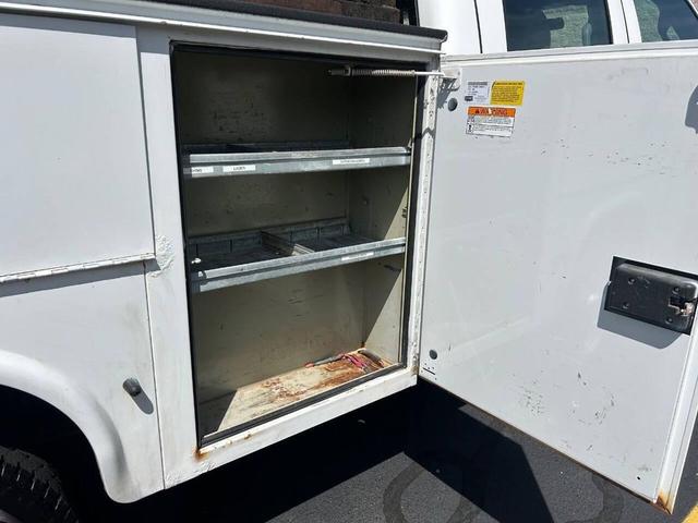 Photo of 2015 Oxford White Ford F-250