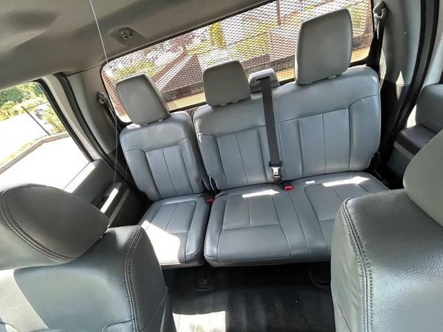Photo of 2015 Oxford White Ford F-250