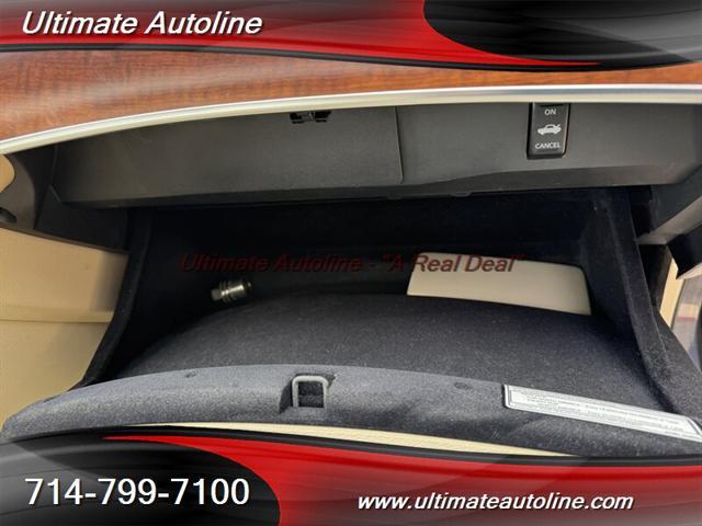 Photo of 2009 Platinum Graphite INFINITI M35