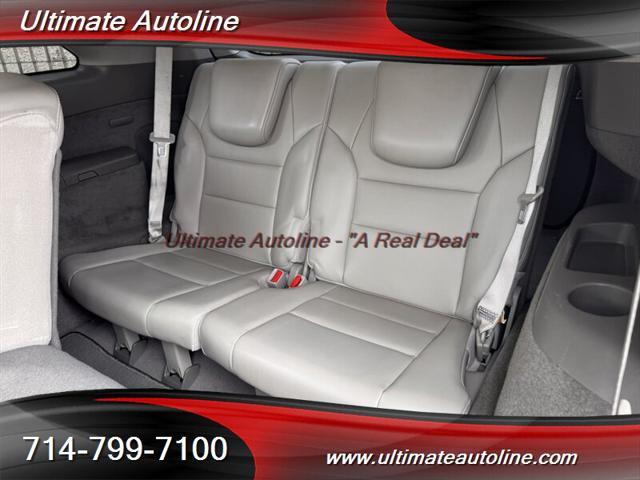 Photo of 2012 Crystal Black Pearl Acura MDX