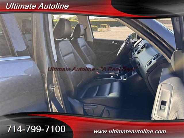 Photo of 2016 Pepper Gray Metallic Volkswagen Tiguan