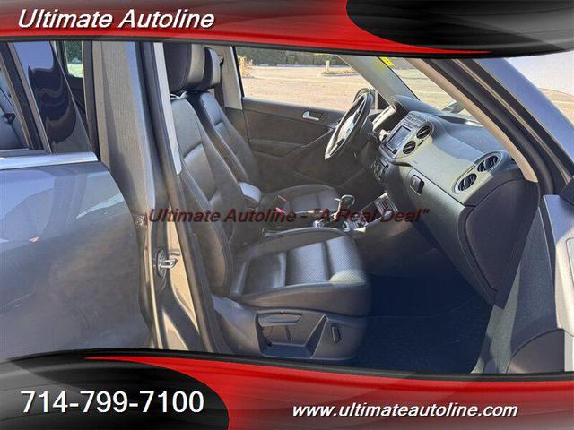 Photo of 2016 Pepper Gray Metallic Volkswagen Tiguan
