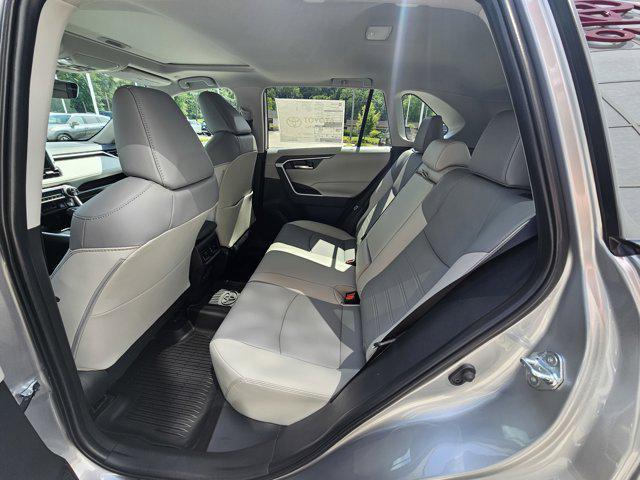Photo of 2025 Silver Sky Metallic Toyota RAV4