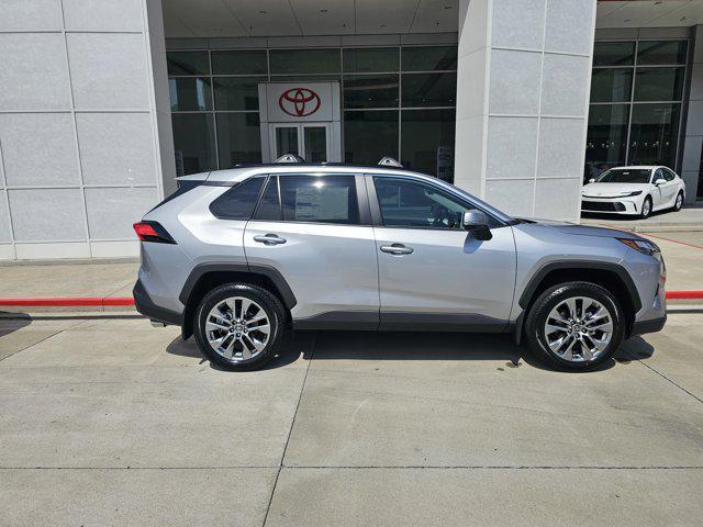 Photo of 2025 Silver Sky Metallic Toyota RAV4