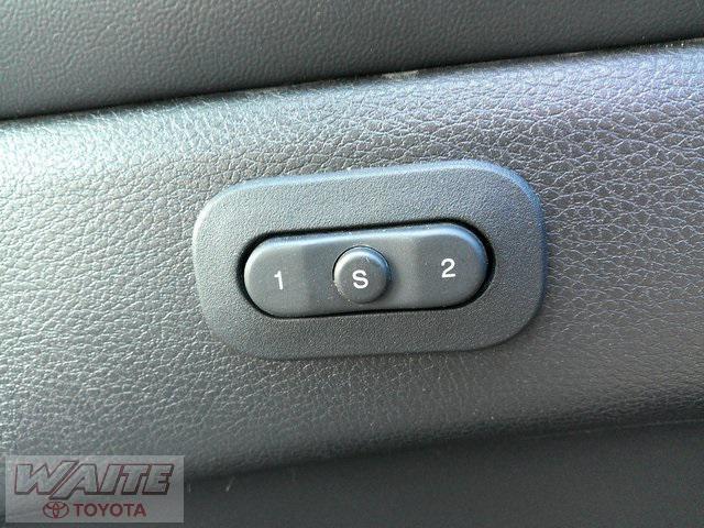 Photo of 2021 Granite Crystal Metallic Clearcoat Jeep Grand Cherokee