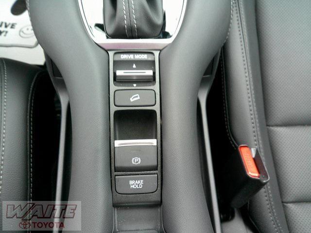 Photo of 2025 Modern Steel Metallic Honda HR-V