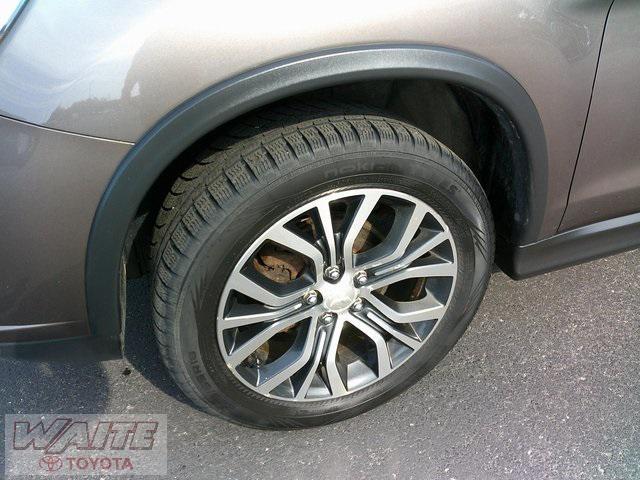 Photo of 2019 Quartz Brown Metallic Mitsubishi Outlander Sport