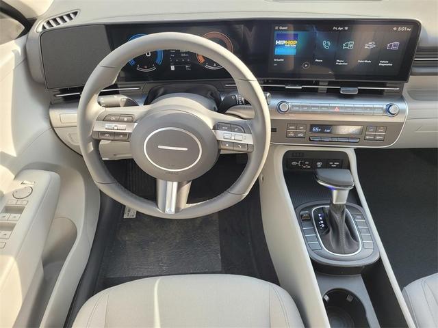 Photo of 2025 Cyber Gray Metallic Hyundai KONA