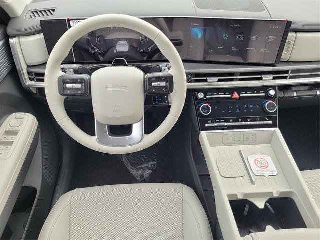 Photo of 2025 Phantom Black Hyundai SANTA FE