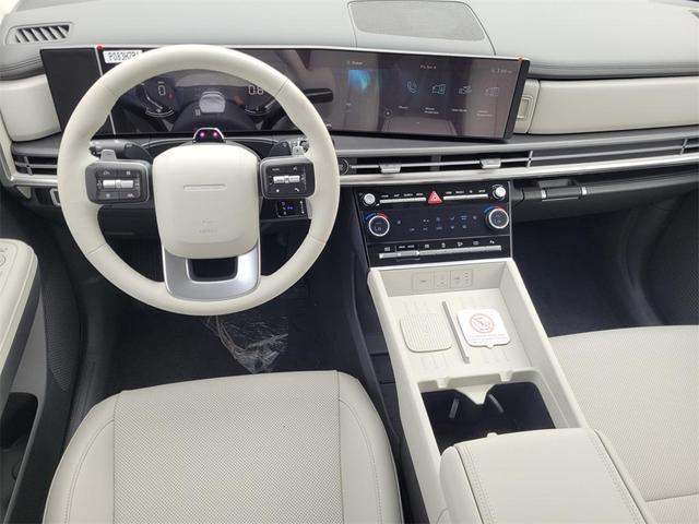 Photo of 2025 Phantom Black Hyundai SANTA FE