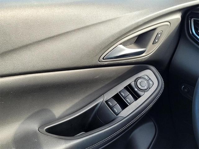 Photo of 2022 Summit White Buick Encore GX