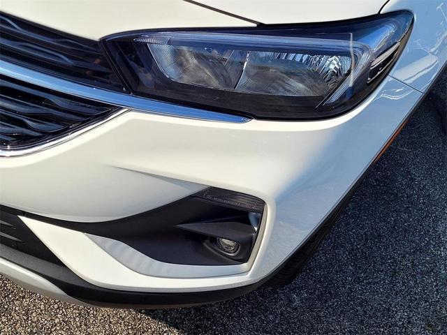 Photo of 2022 Summit White Buick Encore GX