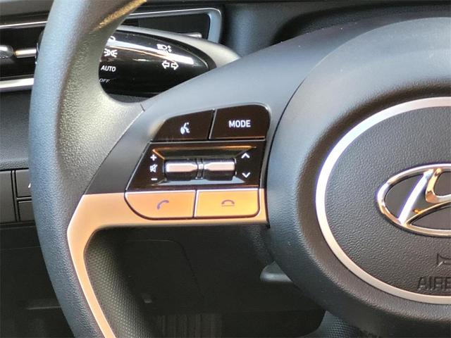 Photo of 2023 Metal Hyundai ELANTRA