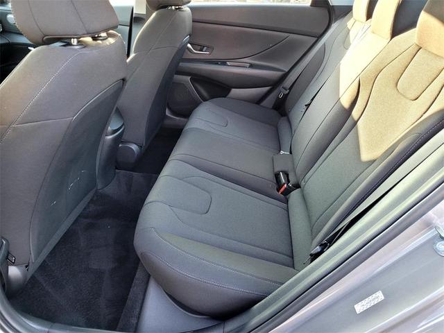 Photo of 2023 Metal Hyundai ELANTRA