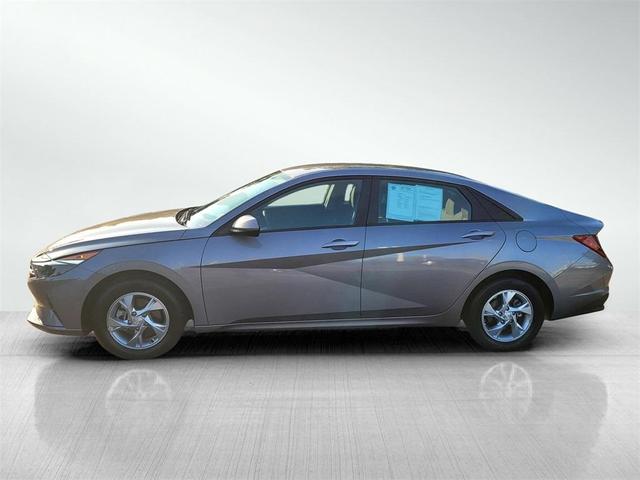 Photo of 2023 Metal Hyundai ELANTRA