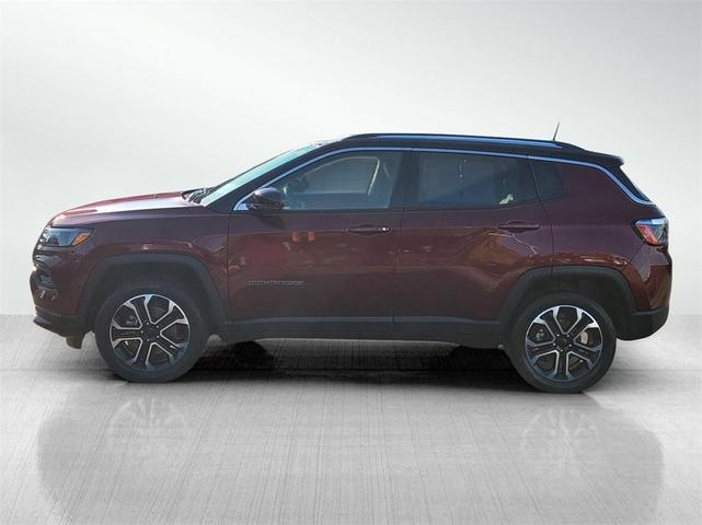 Photo of 2022 Velvet Red Pearlcoat Jeep Compass