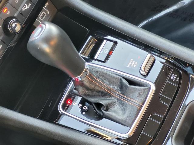 Photo of 2022 Velvet Red Pearlcoat Jeep Compass
