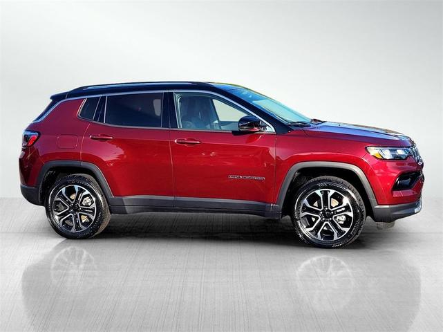 Photo of 2022 Velvet Red Pearlcoat Jeep Compass