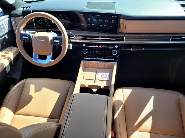 Photo of 2025 Phantom Black Hyundai SANTA FE