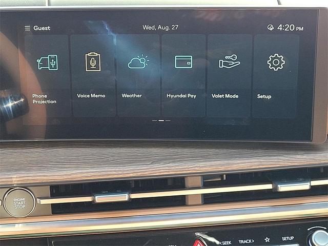 Photo of 2025 Phantom Black Hyundai SANTA FE