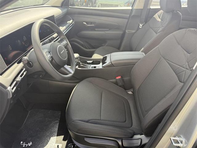Photo of 2025 Shimmering Silver Hyundai TUCSON