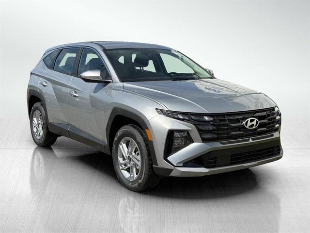 Photo of 2025 Shimmering Silver Hyundai TUCSON