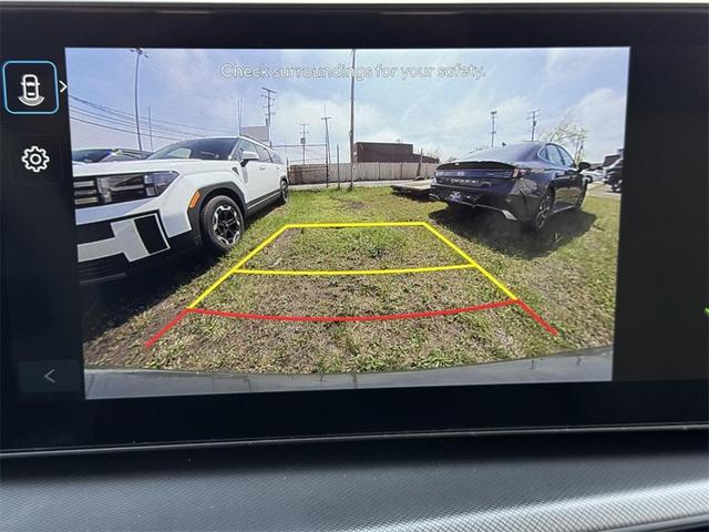 Photo of 2025 Green Hyundai SANTA FE