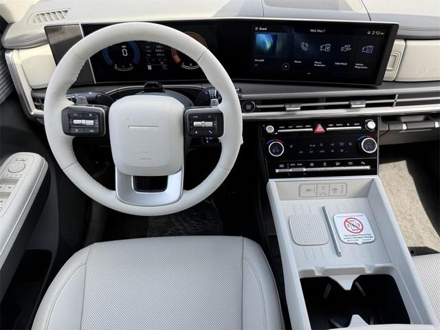Photo of 2025 Green Hyundai SANTA FE
