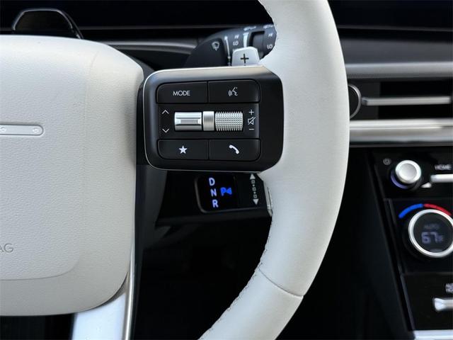 Photo of 2025 Green Hyundai SANTA FE