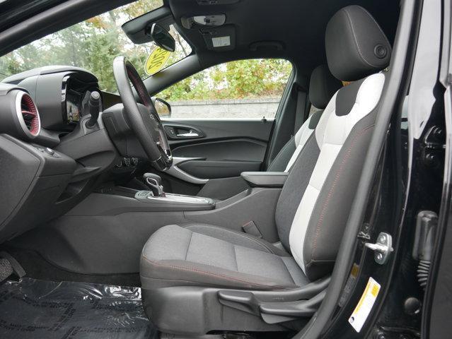 Photo of 2024 Mosaic Black Metallic Chevrolet Trax