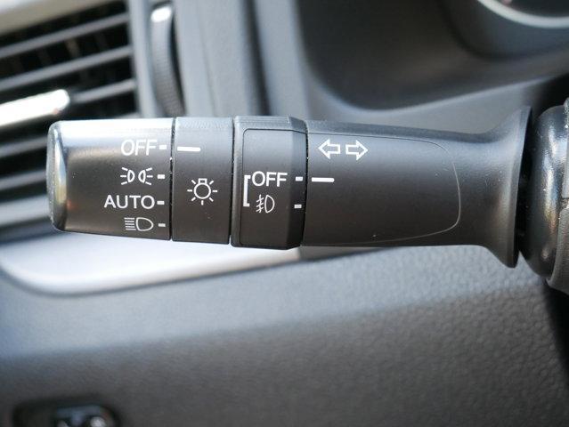 Photo of 2019 White Honda Passport