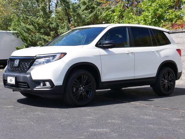 Photo of 2019 White Honda Passport