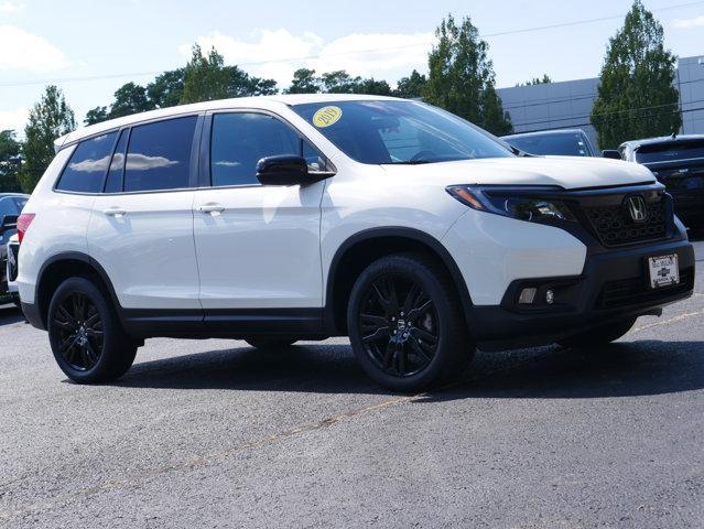 Photo of 2019 White Honda Passport