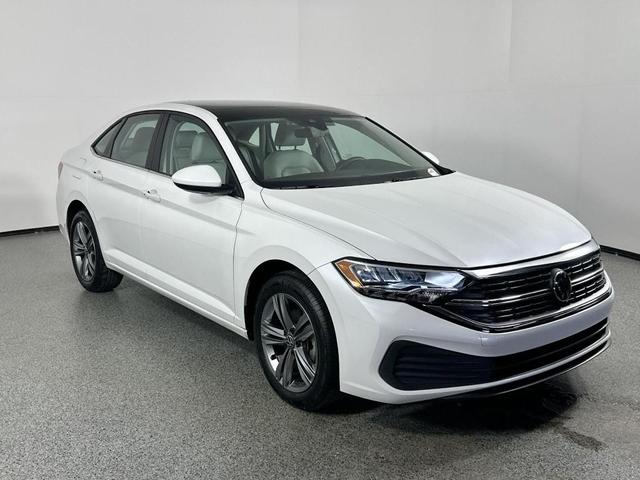 Photo of 2024 Opal White Pearl Effect Volkswagen Jetta