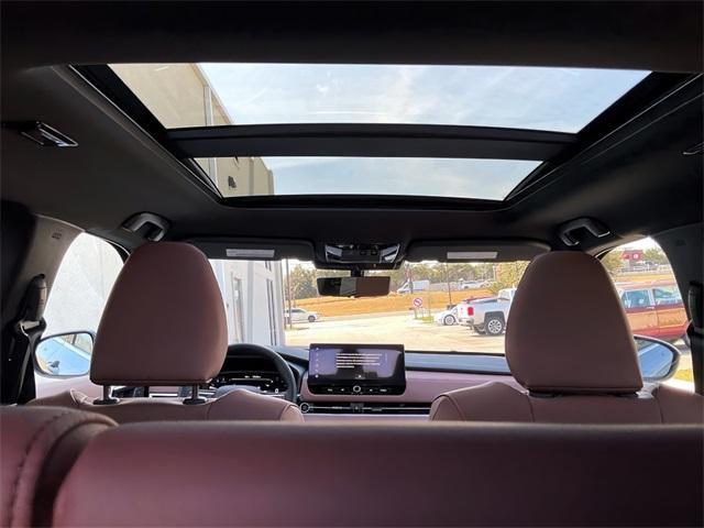Photo of 2025 Moonstone Gray Metallic Mitsubishi Outlander