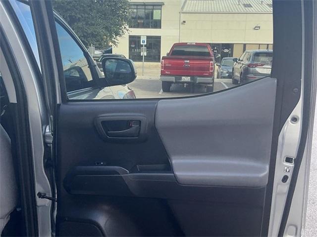 Photo of 2019 Silver Toyota Tacoma