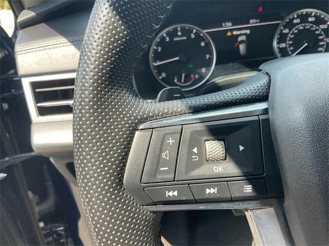 Photo of 2024 Blue Mitsubishi Outlander