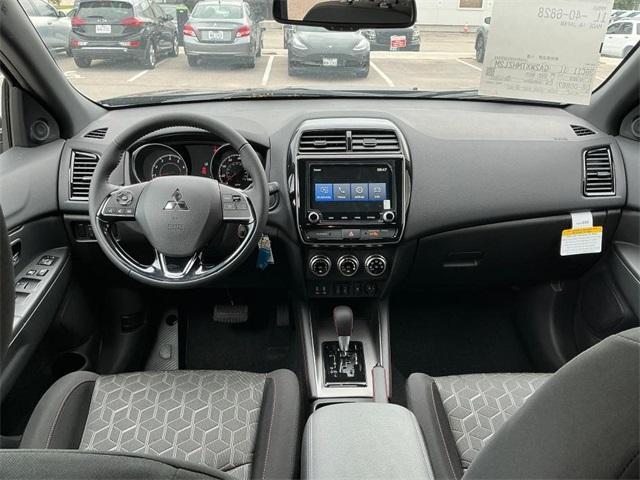 Photo of 2025 Labrador Black Pearl Mitsubishi Outlander Sport