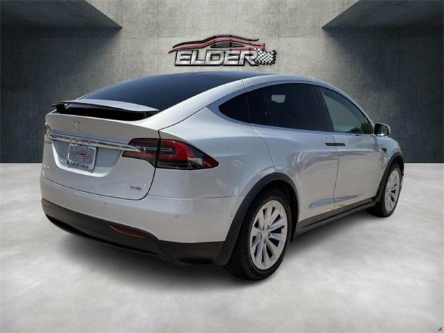 Photo of 2017 Silver Tesla Model X