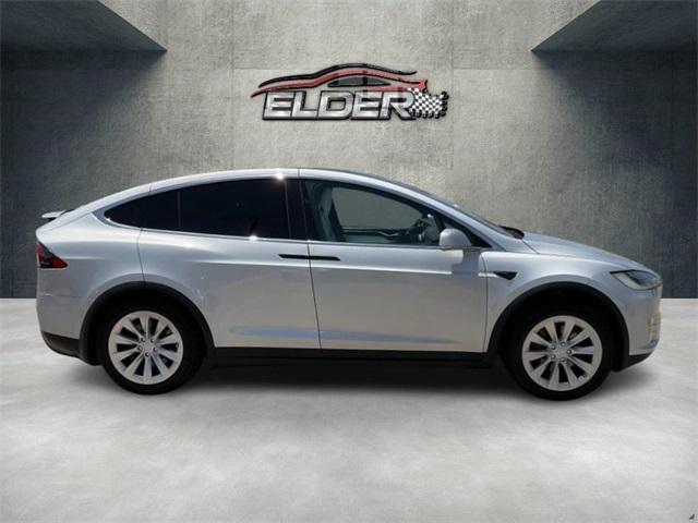 Photo of 2017 Silver Tesla Model X