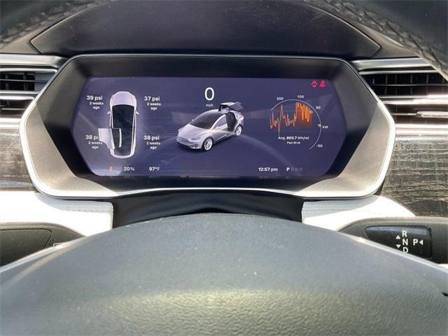 Photo of 2017 Silver Tesla Model X